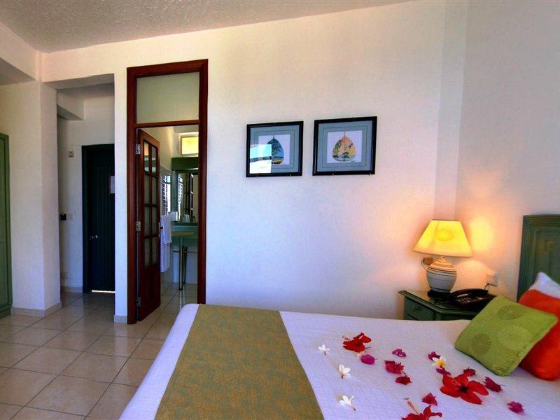 Silver Beach Hotel Trou d'Eau Douce Esterno foto