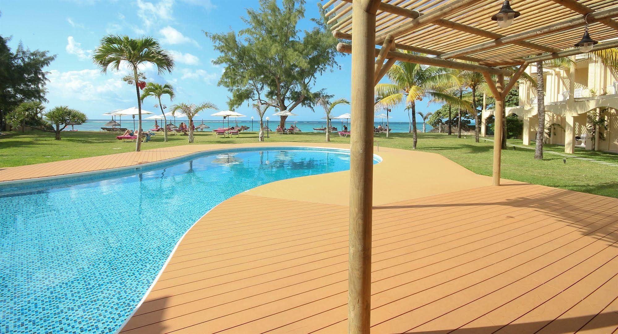 Silver Beach Hotel Trou d'Eau Douce Esterno foto