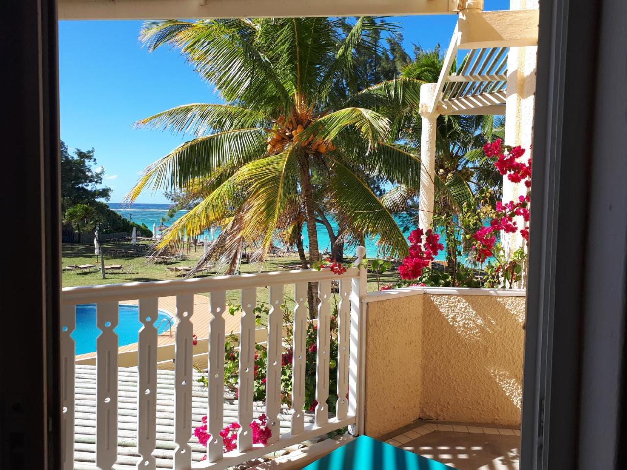 Silver Beach Hotel Trou d'Eau Douce Esterno foto