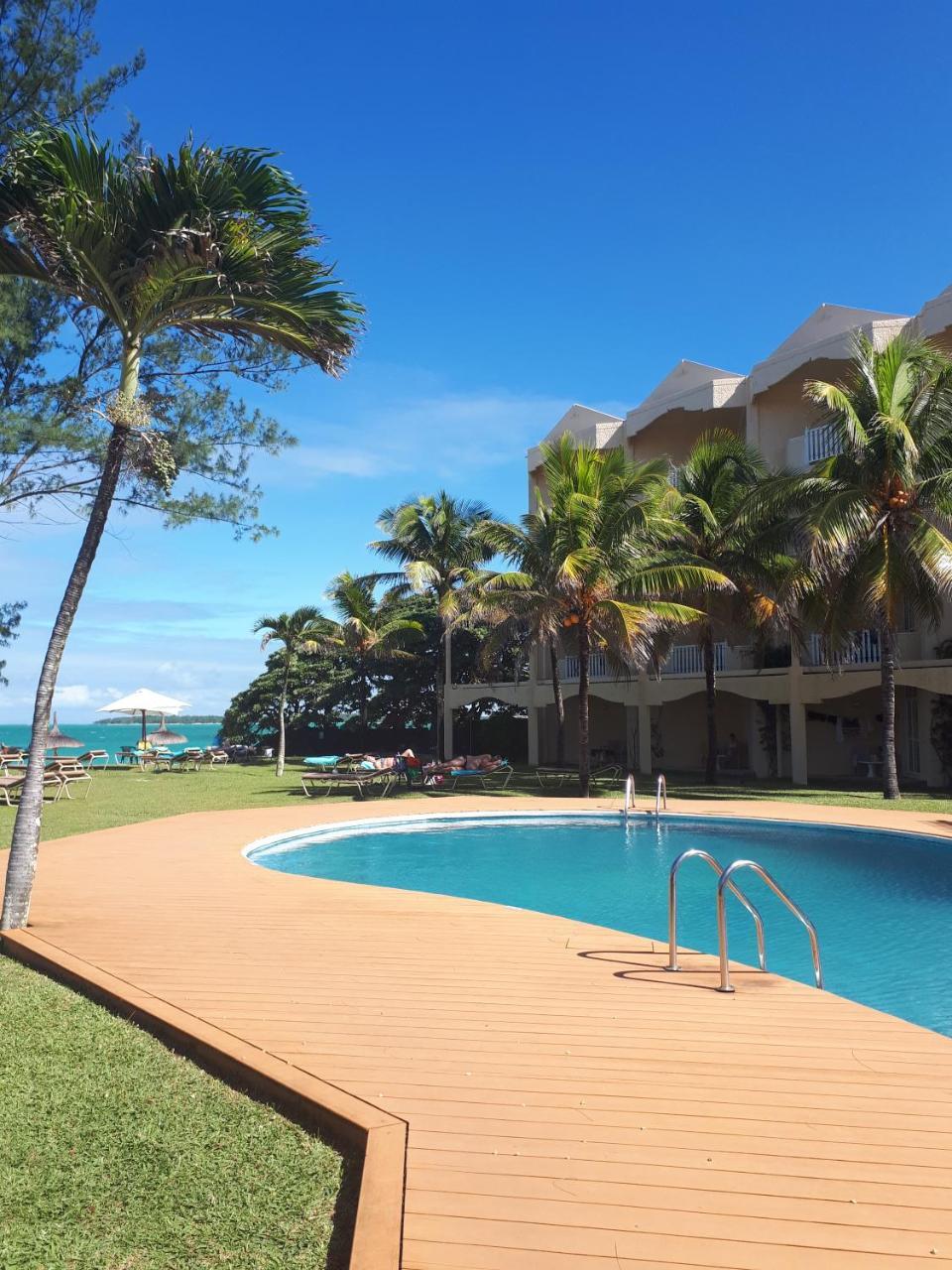 Silver Beach Hotel Trou d'Eau Douce Esterno foto